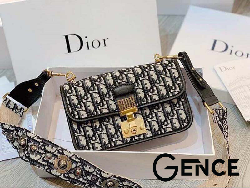 Giá túi Lady Dior chính hãng mới nhất là bao nhiêu